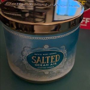 Bath & Body Works Salted Ocean Air Candle